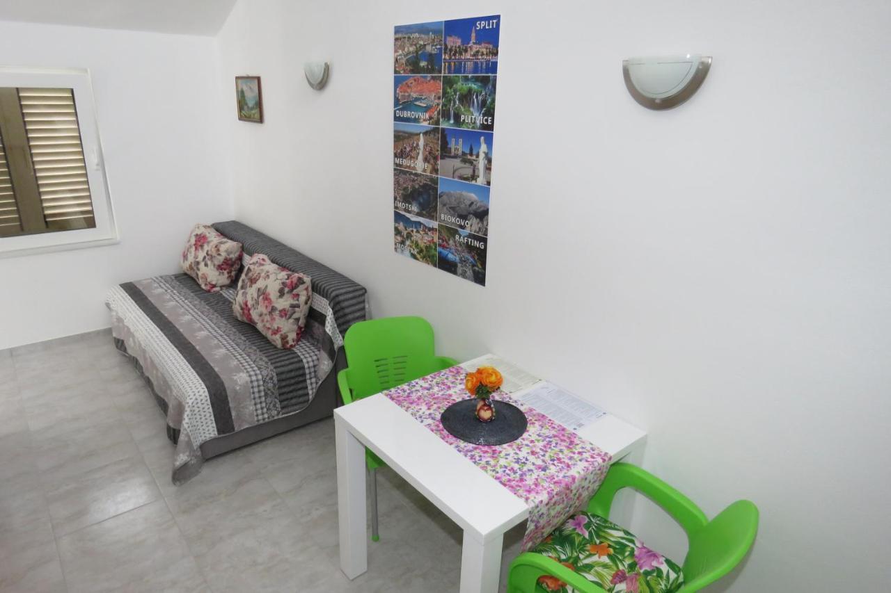 Apartments Caleta Baška Voda Esterno foto